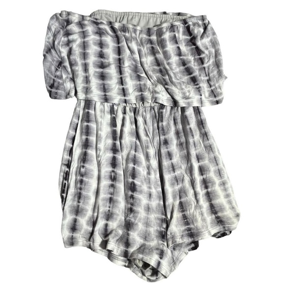 Kaitlyn Tie dye off the shoulder top with ruffle detail romper - - Picture 2 of 5